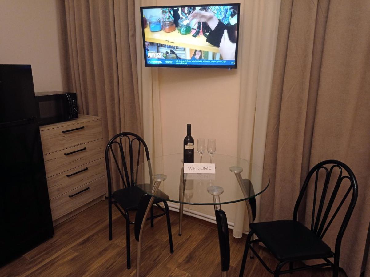 La Maison #7 Tbilisi Exteriör bild