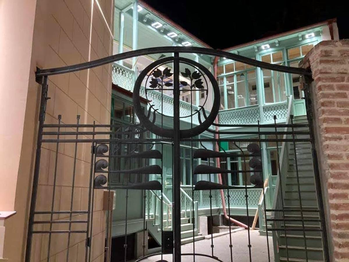 La Maison #7 Tbilisi Exteriör bild
