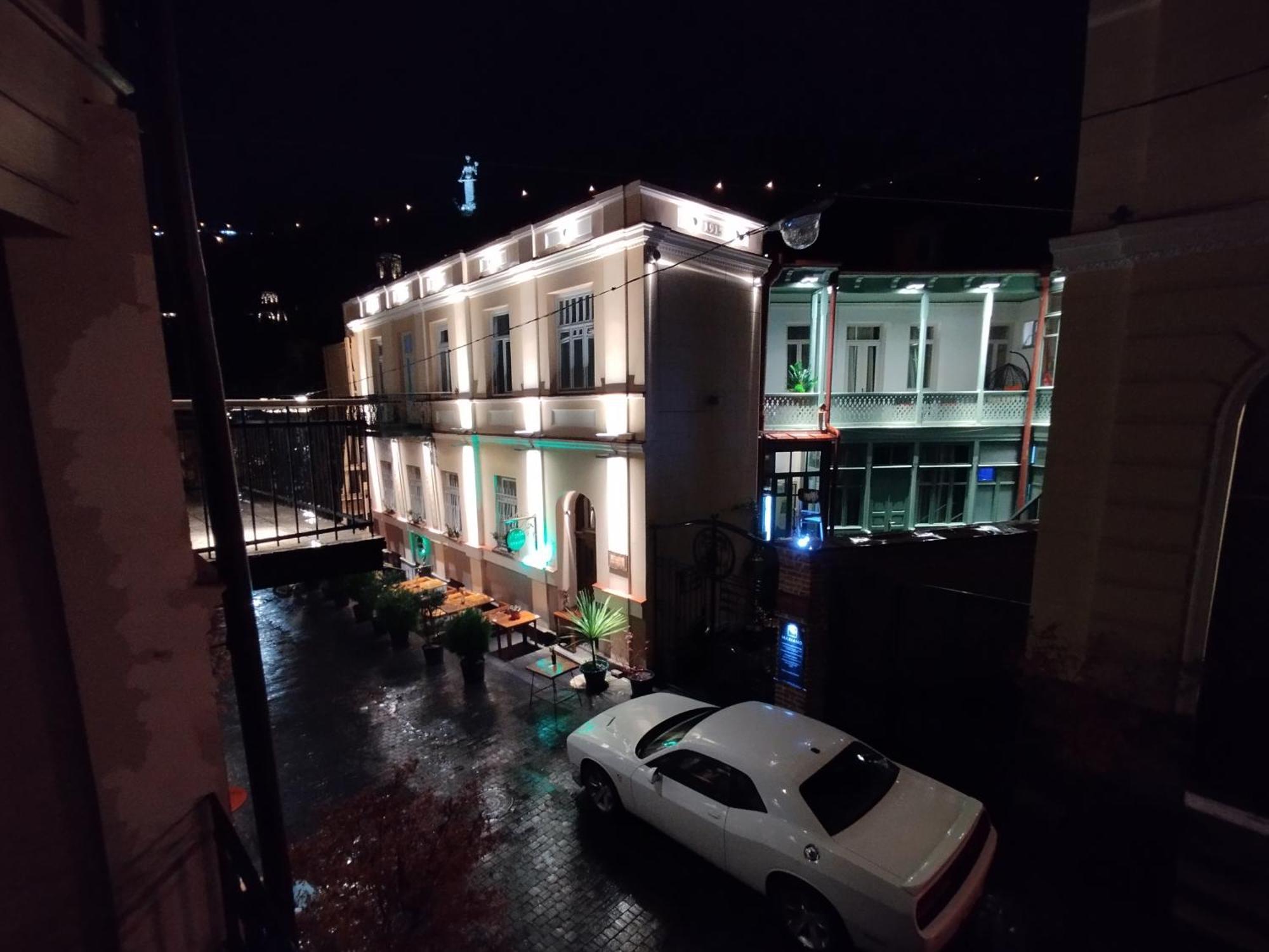 La Maison #7 Tbilisi Exteriör bild